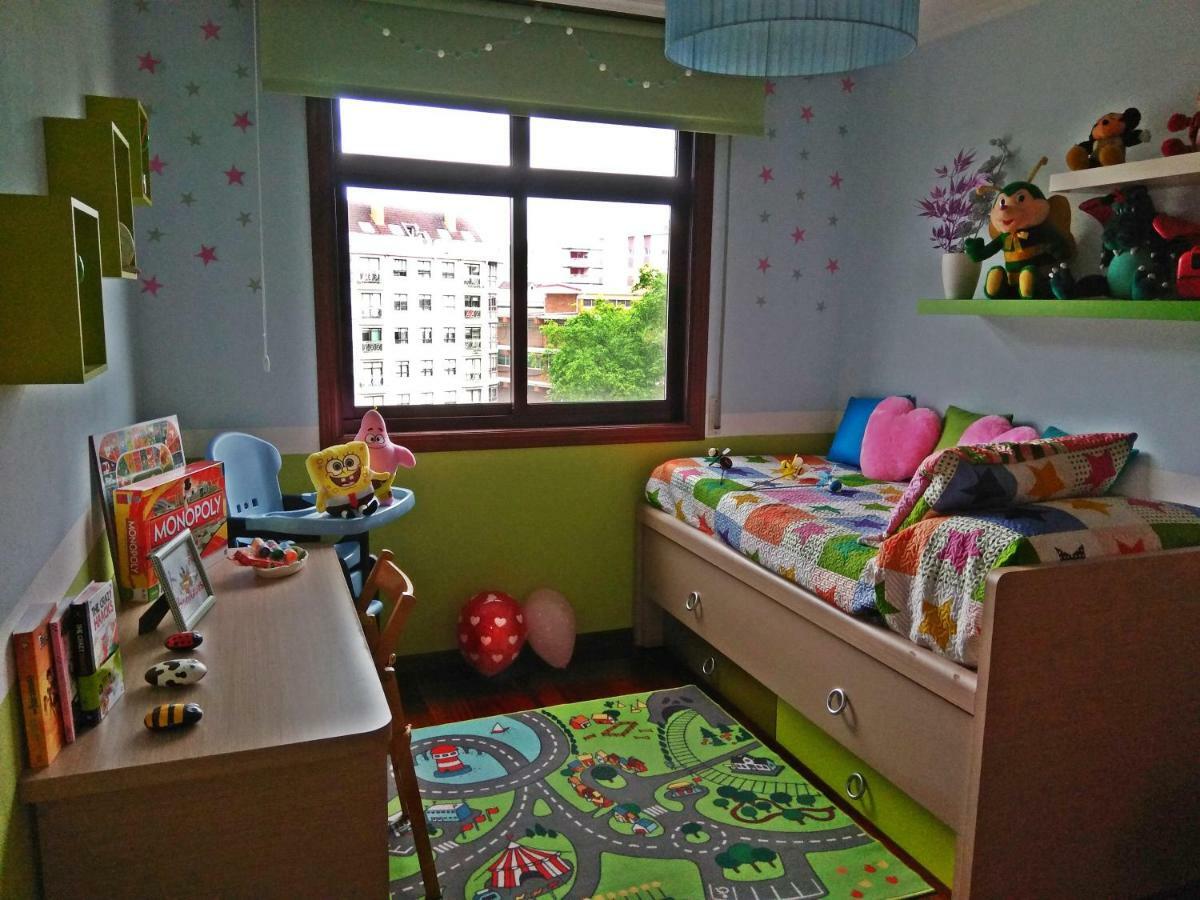 Apartamento Plaza Perillana Ponteareas Extérieur photo